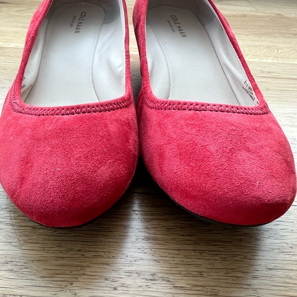 Authentic Cole Haan women’s Sloane shoes. grand OS. Size 8.5. Red Suede. - Picture 4 of 7